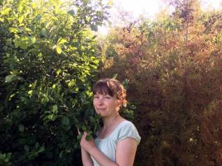 Наталия Зарянова - У меня в питомнике много разных растений